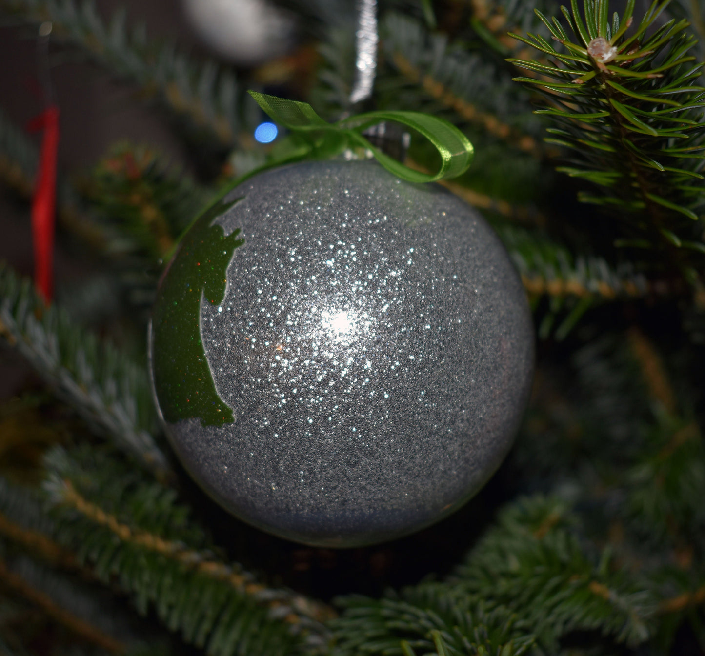 Yoda Silver and Green Ornament - 7-025